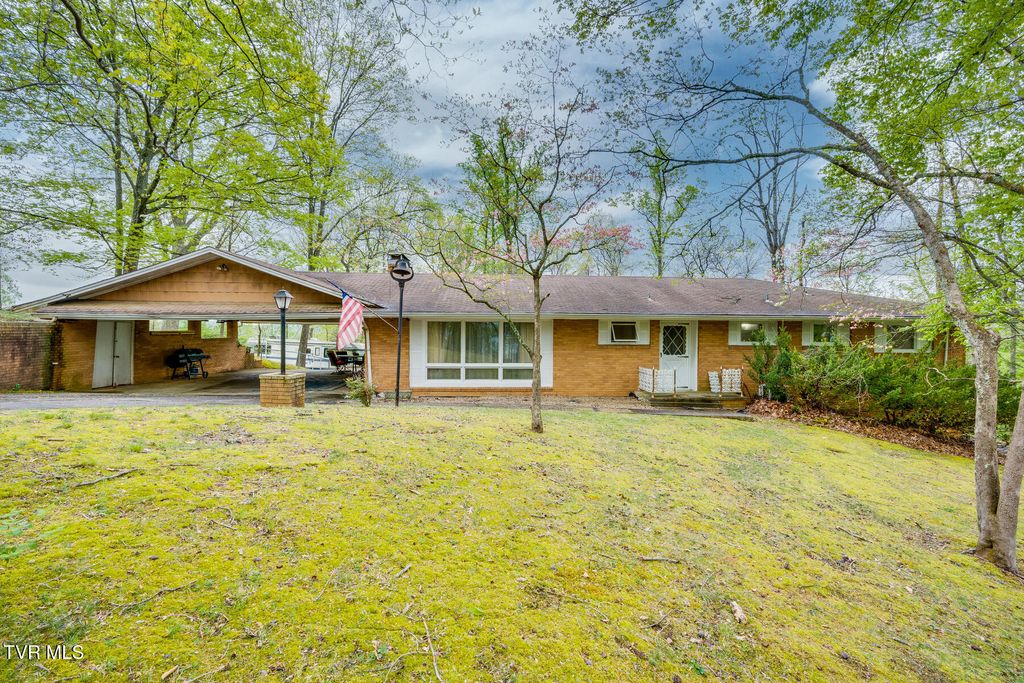 Photo of 4501 Old Stage Road, Kingsport, TN 37664 (MLS # 9991623)