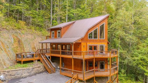 5172 Riversong Way Sevierville TN 37876