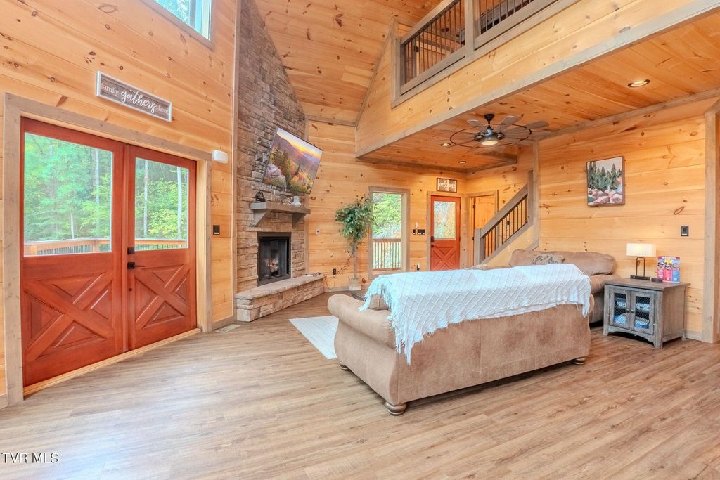 Photo of 5172 Riversong Way, Sevierville, TN 37876 (MLS # 9986792)