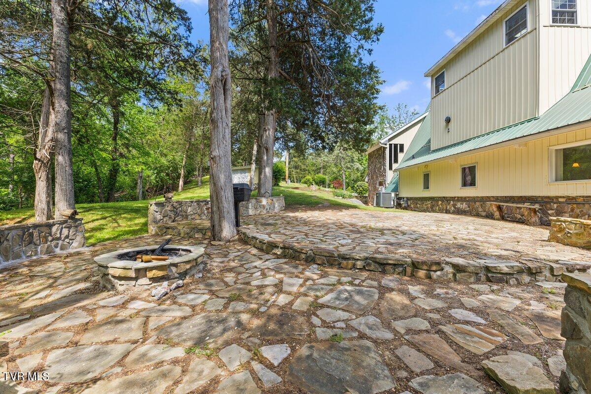 651 Rangewood Road, Piney Flats, Tennessee image 10