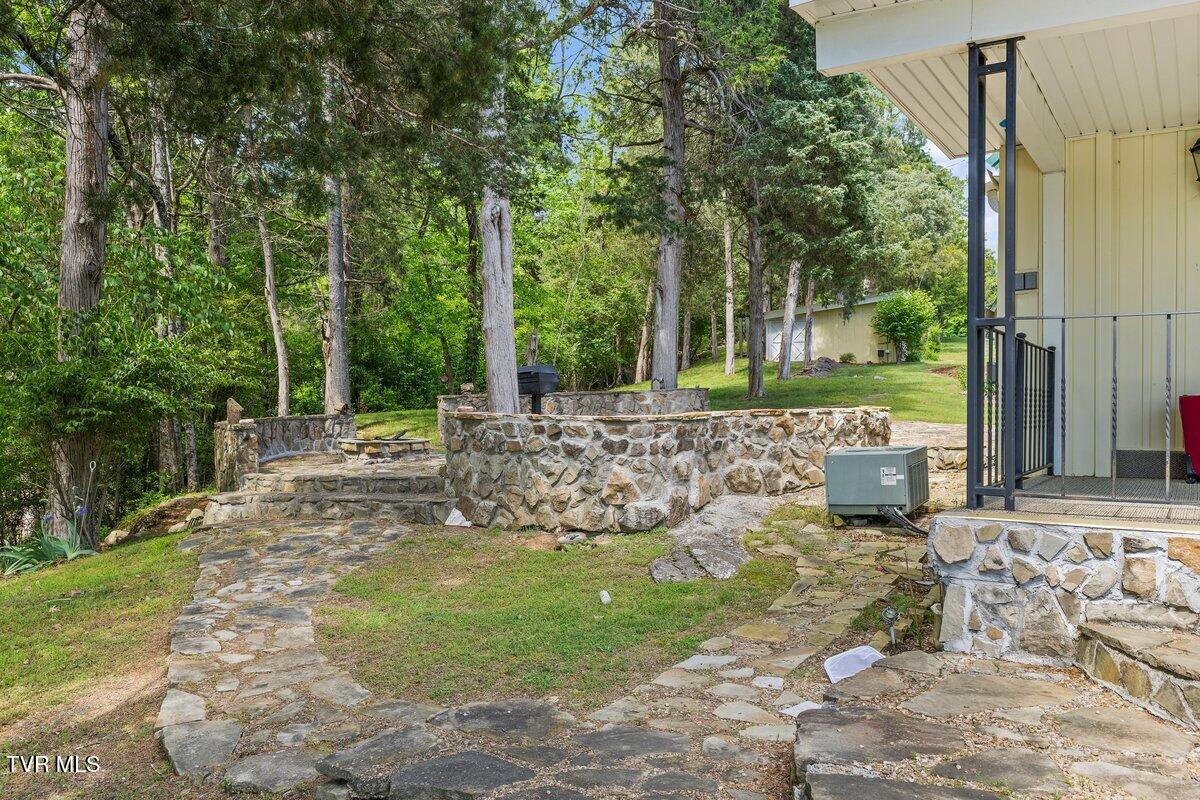 651 Rangewood Road, Piney Flats, Tennessee image 9