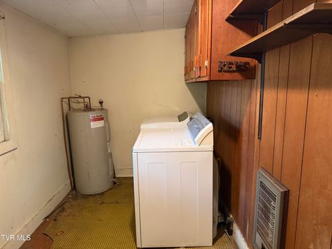 Tiny photo for 610 Hasson Street, Rogersville, TN 37857 (MLS # 9986367)