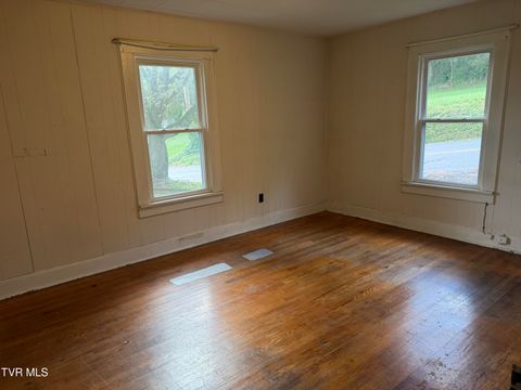 Tiny photo for 610 Hasson Street, Rogersville, TN 37857 (MLS # 9986367)