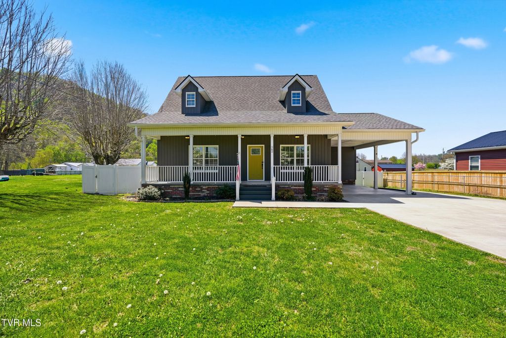 Photo of 162 Starlight Drive, Elizabethton, TN 37643 (MLS # 9993707)