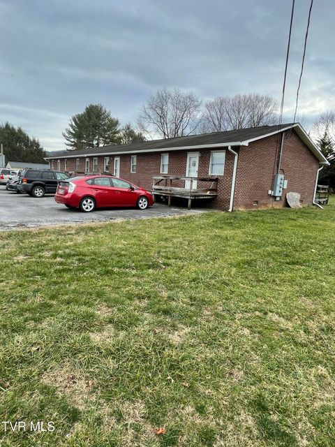 Multifamily For Sale - 1012 Grindstaff Avenue<br/> Elizabethton, TN 37643