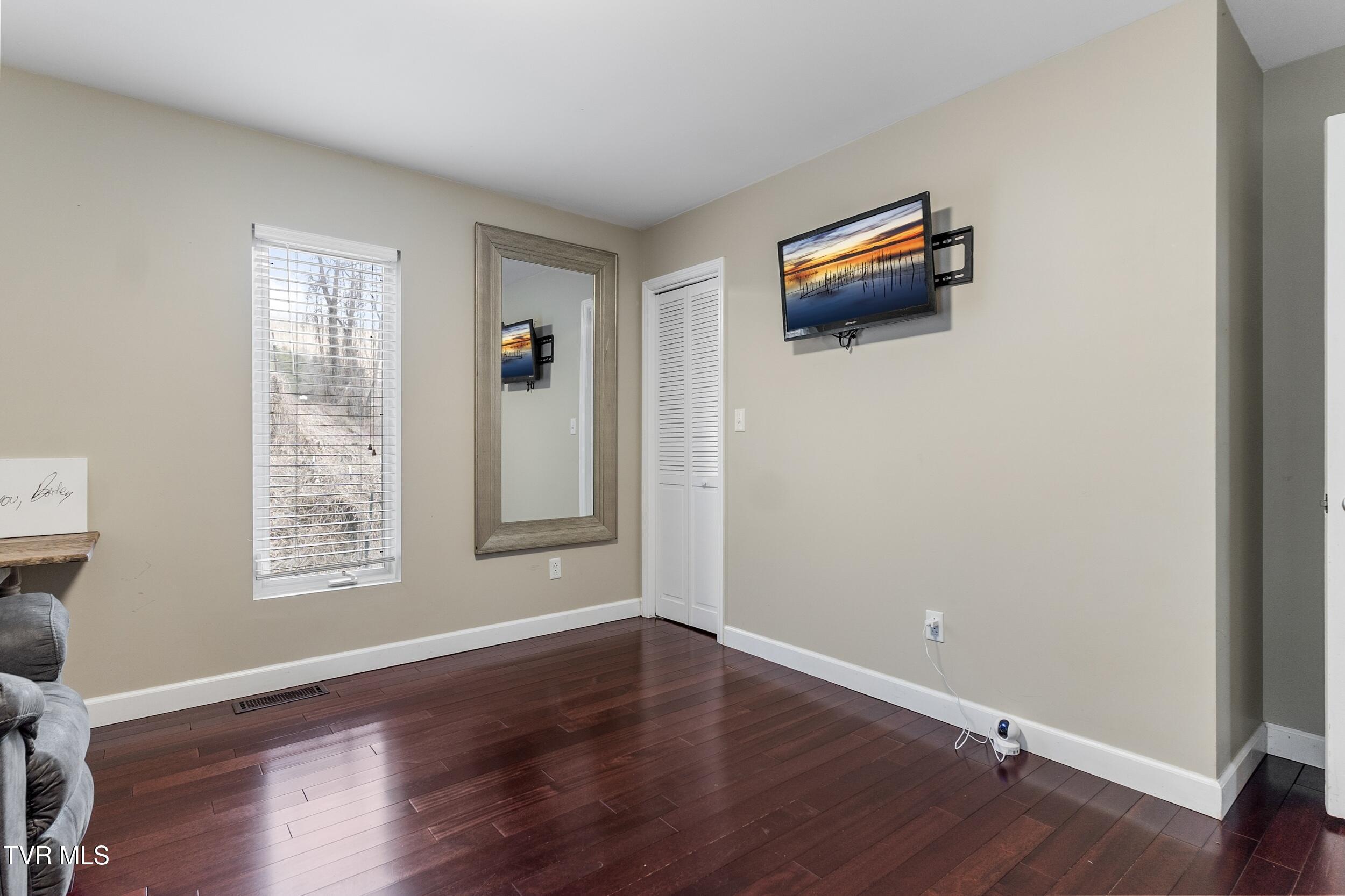 720 Ridge Avenue, Norton, Virginia image 21