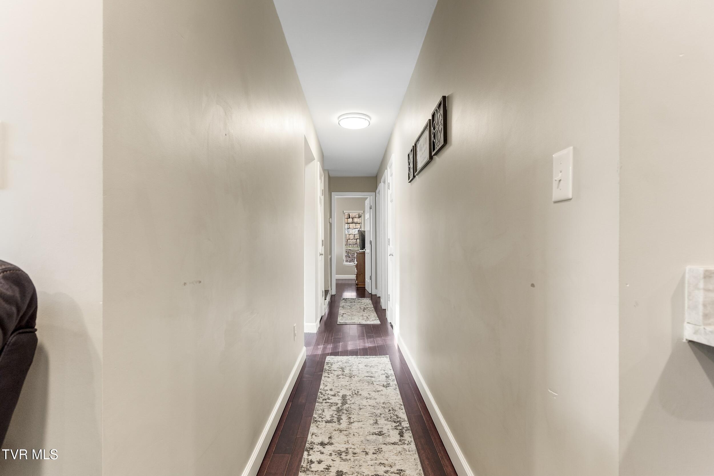 720 Ridge Avenue, Norton, Virginia image 18