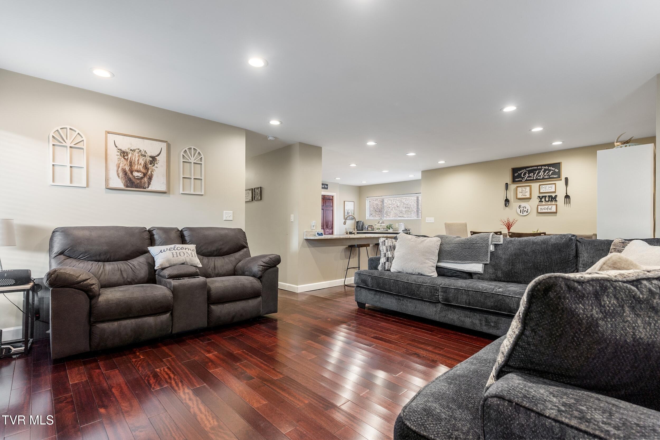 720 Ridge Avenue, Norton, Virginia image 10