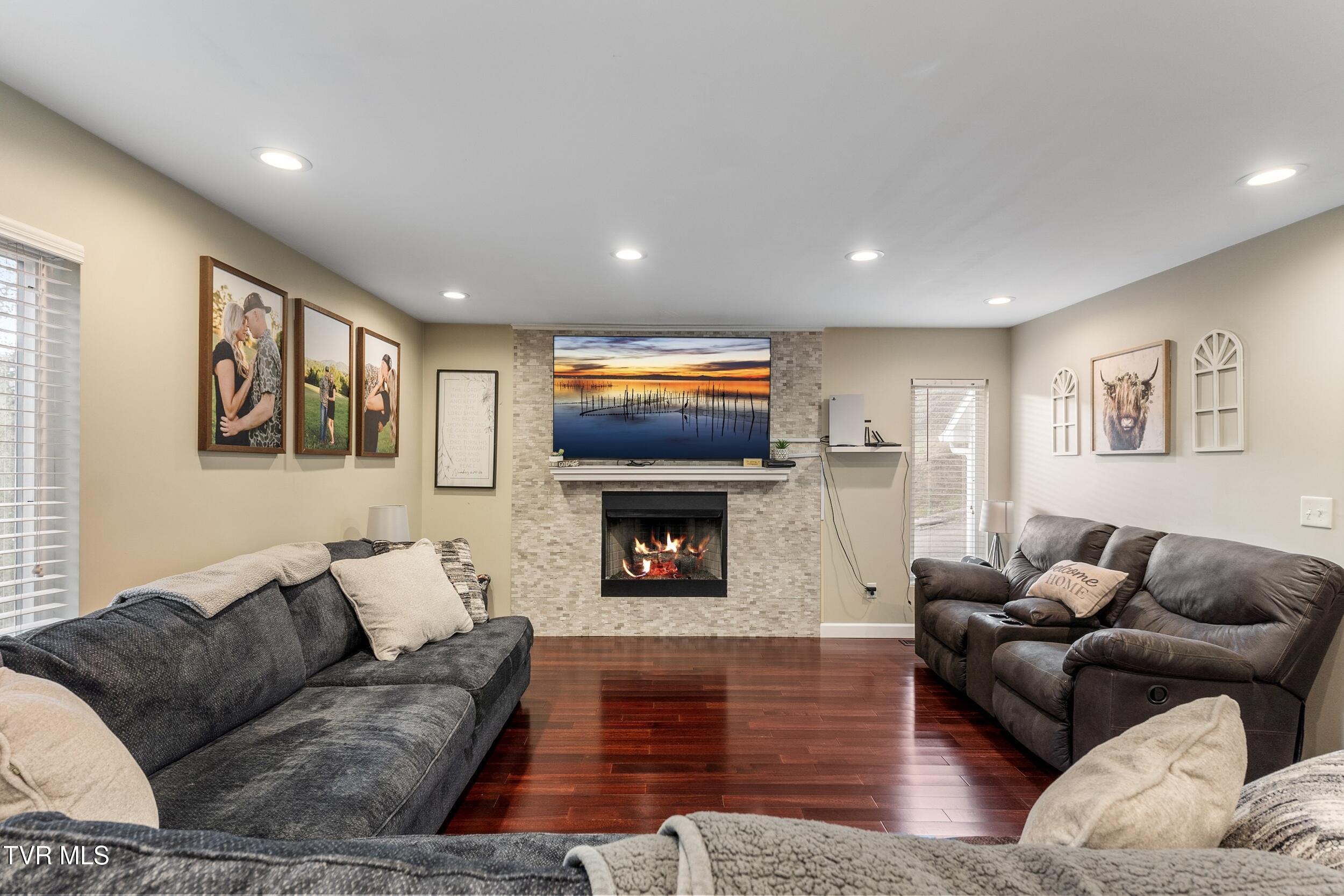 720 Ridge Avenue, Norton, Virginia image 11