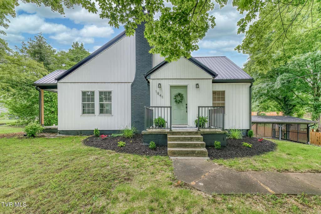 Photo of 1841 Holston Drive, Bristol, TN 37620 (MLS # 9997539)