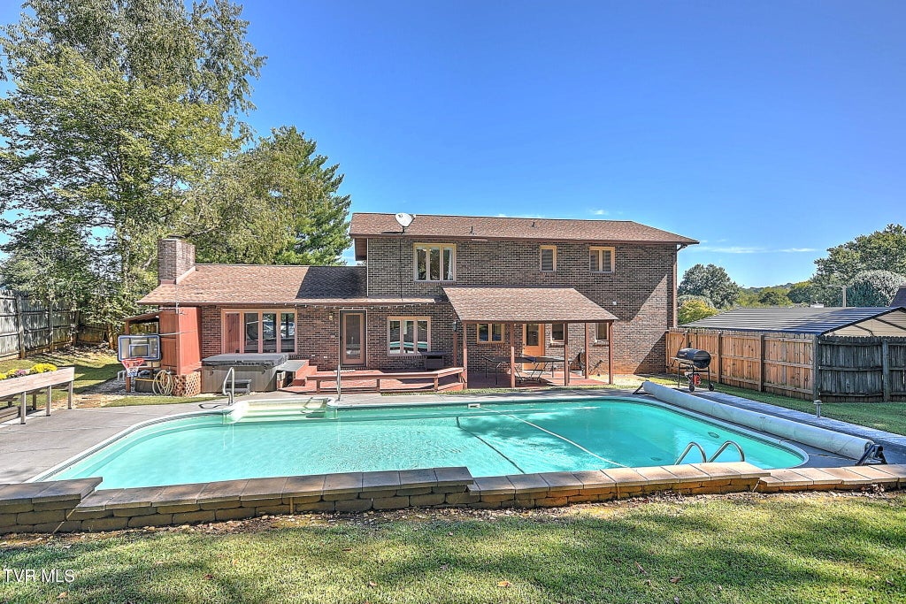 Photo of 309 Harbour View Drive, Johnson City, TN 37615 (MLS # 10001503)