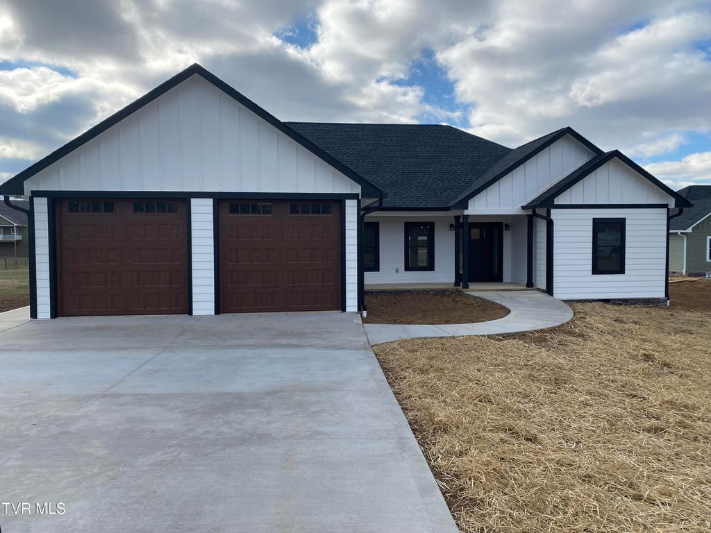 Photo of 120 Green Lawn Avenue, Greeneville, TN 37743 (MLS # 9989670)