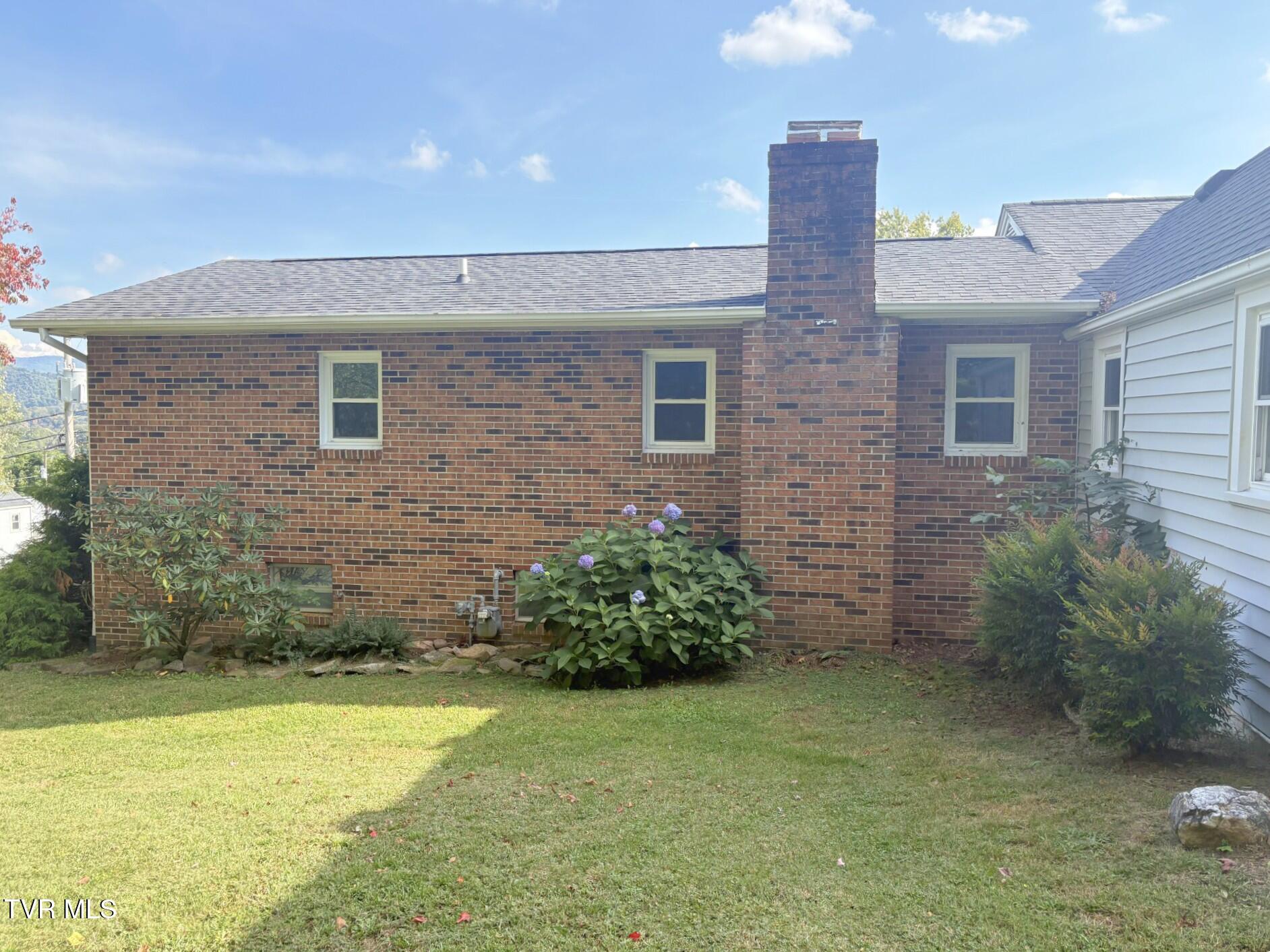 217 Sprinkle Avenue