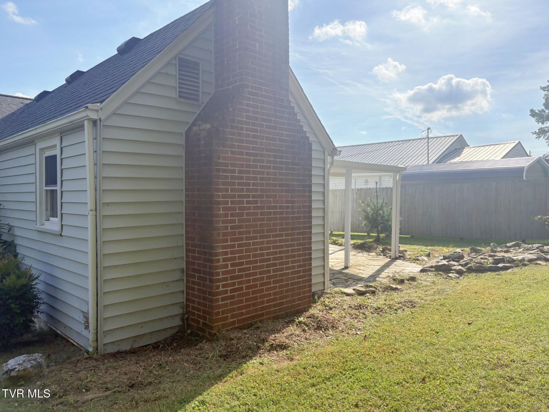 217 Sprinkle Avenue