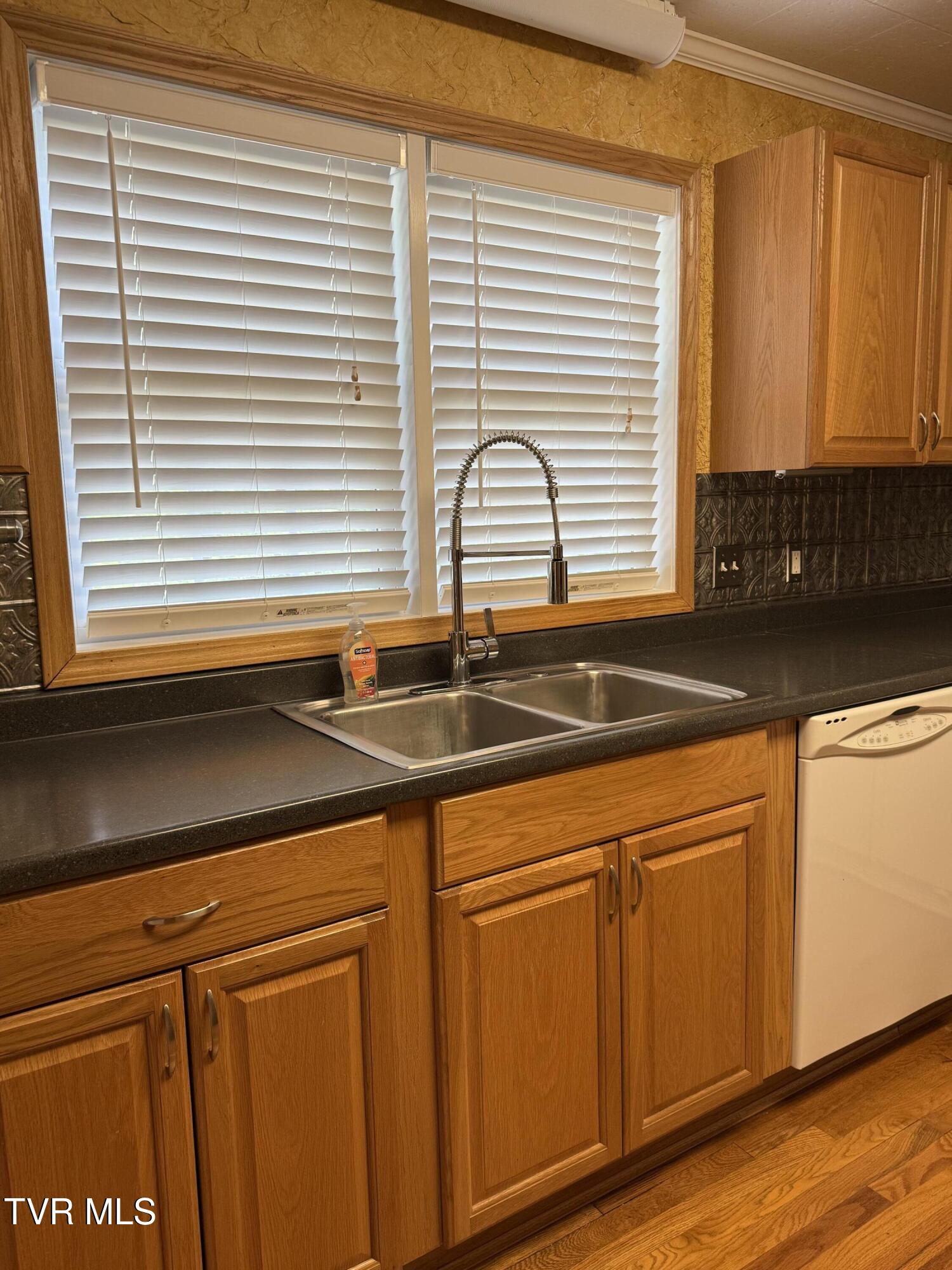 2621 Old Lewis Road, Johnson City, Tennessee image 19