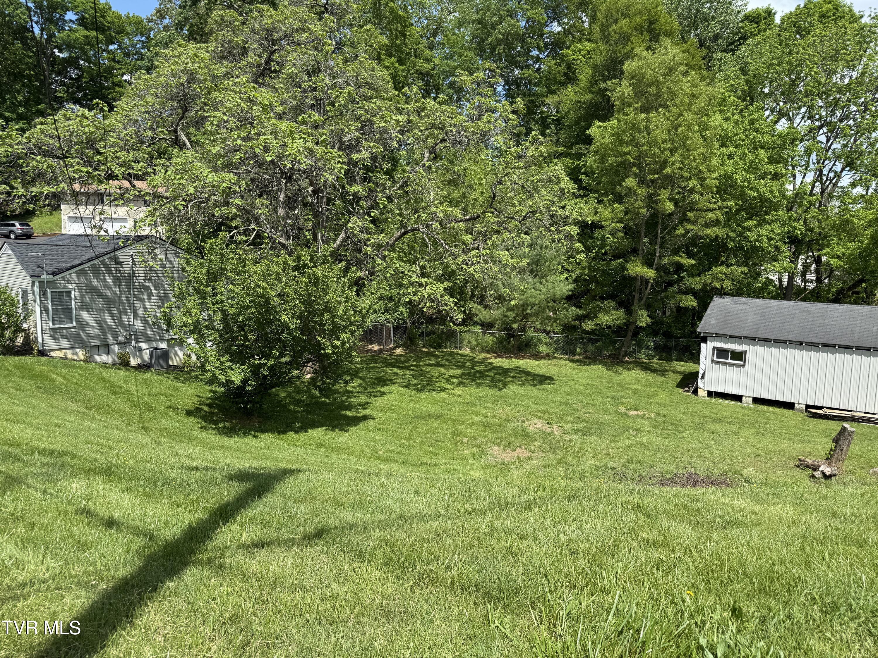 2621 Old Lewis Road, Johnson City, Tennessee image 42