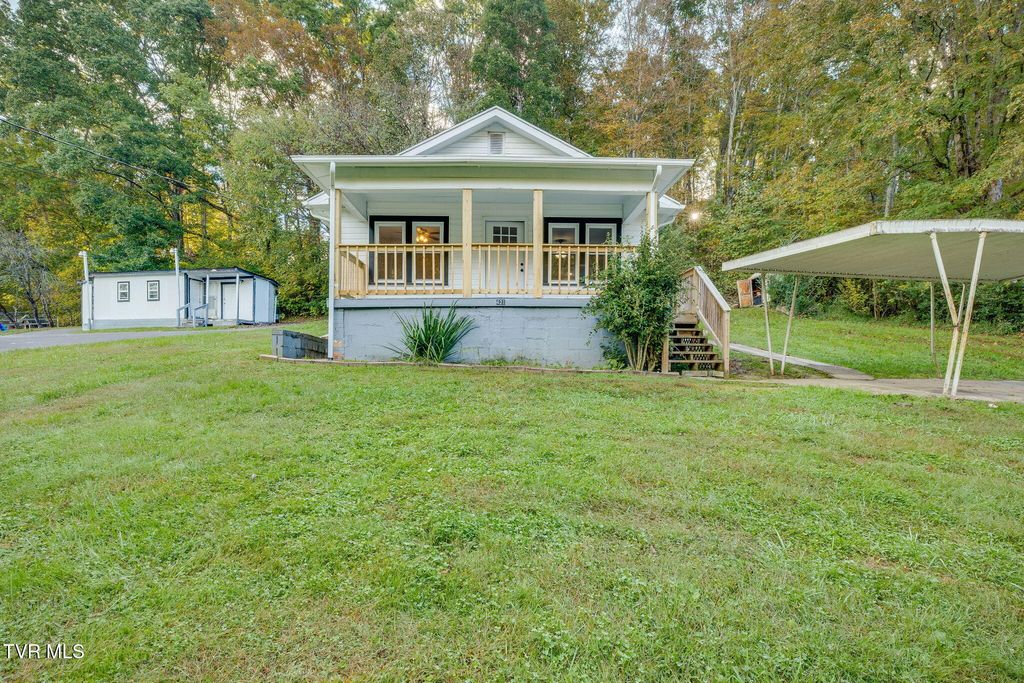 Photo of 421 Mill Creek Road, Kingsport, TN 37664 (MLS # 9987033)
