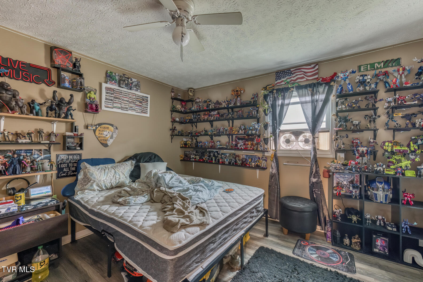 23240 Clayman Valley Road