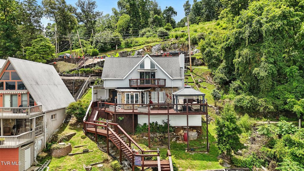 Photo of 136 Furches Drive, Johnson City, TN 37615 (MLS # 9984114)