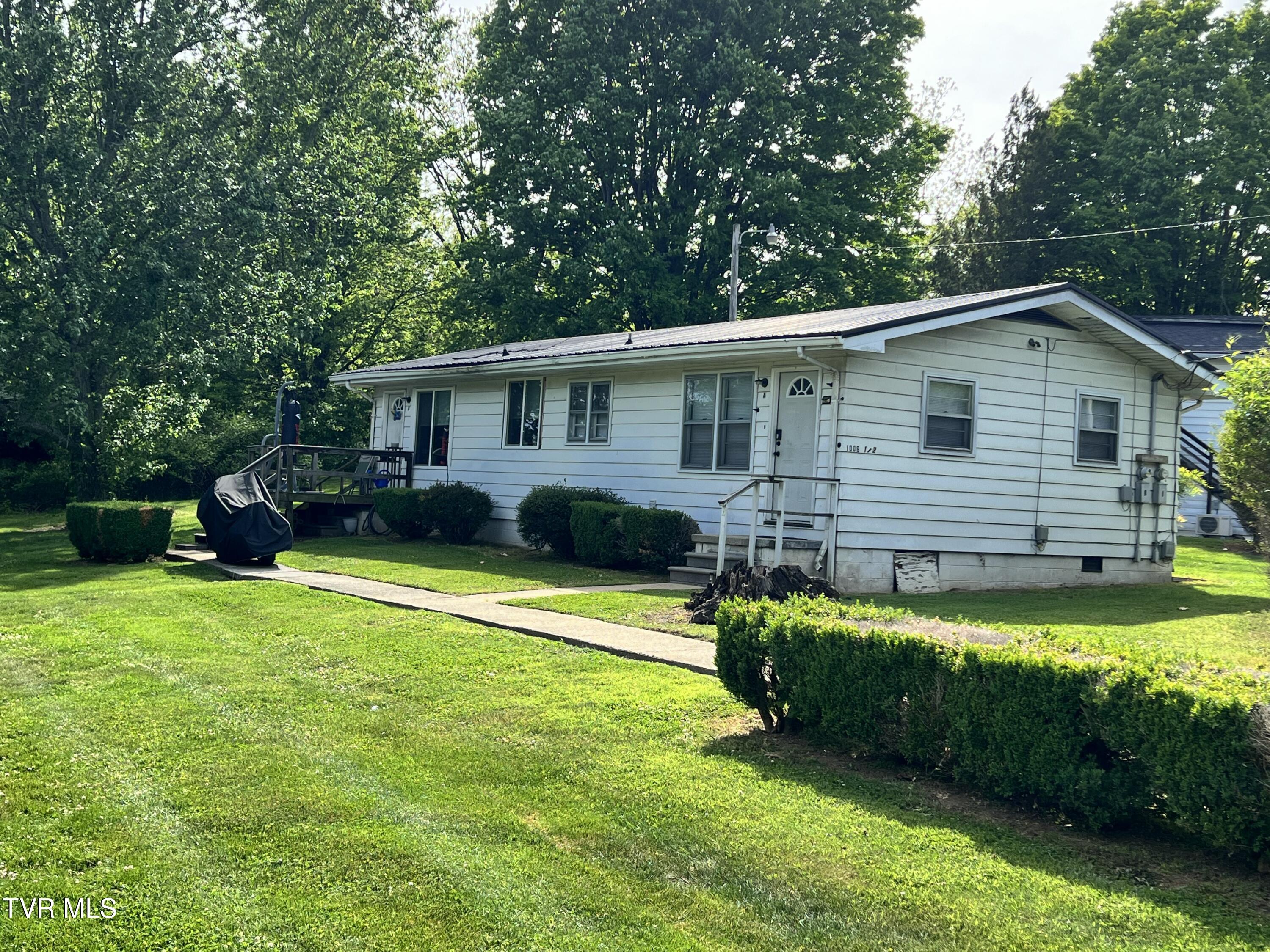 900 Milligan Highway
