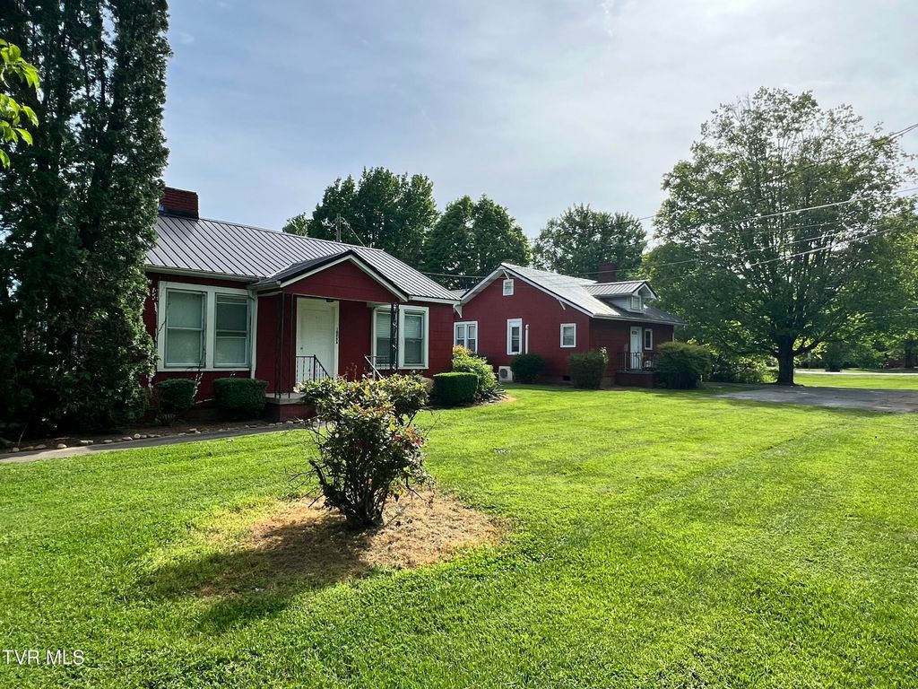 Photo of 900 Milligan Highway, Johnson City, TN 37601 (MLS # 9994646)
