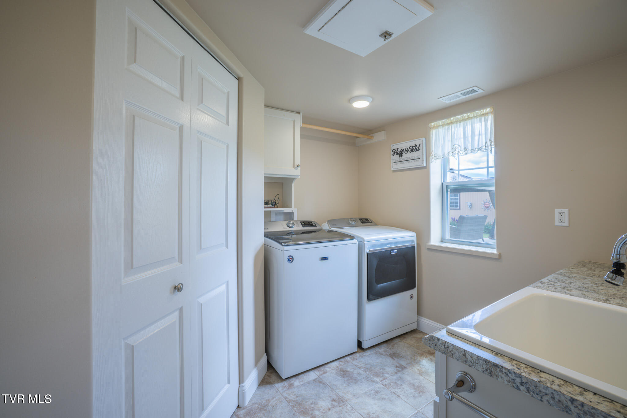 205 Hamilton Trail, Piney Flats, Tennessee image 17