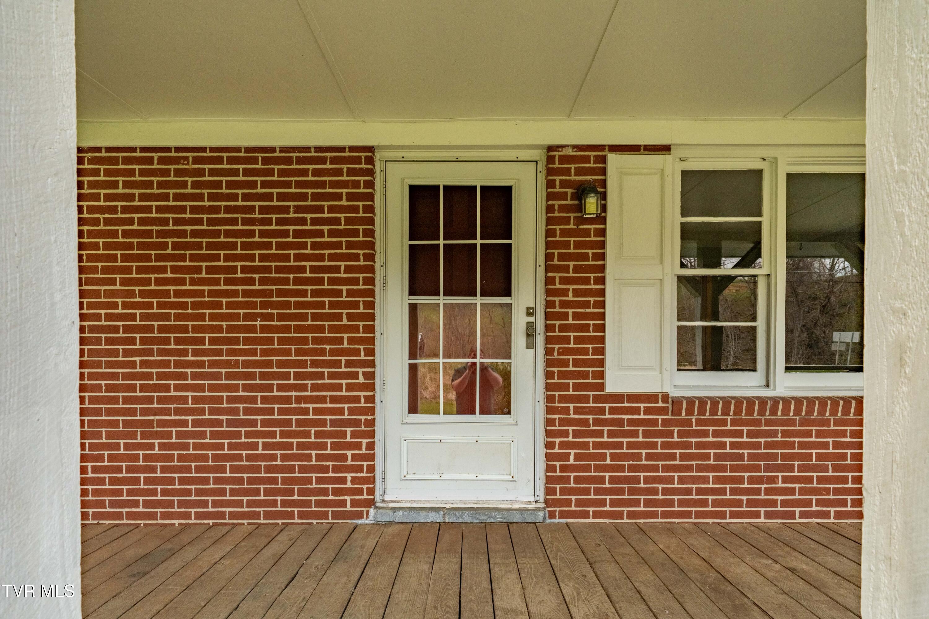 11080 421 South Highway, Trade, Tennessee image 7