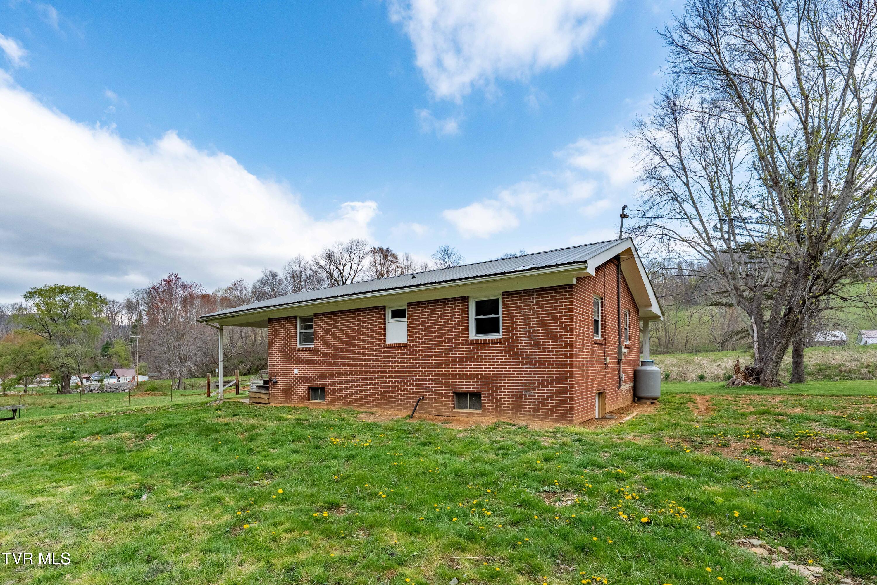11080 421 South Highway, Trade, Tennessee image 13