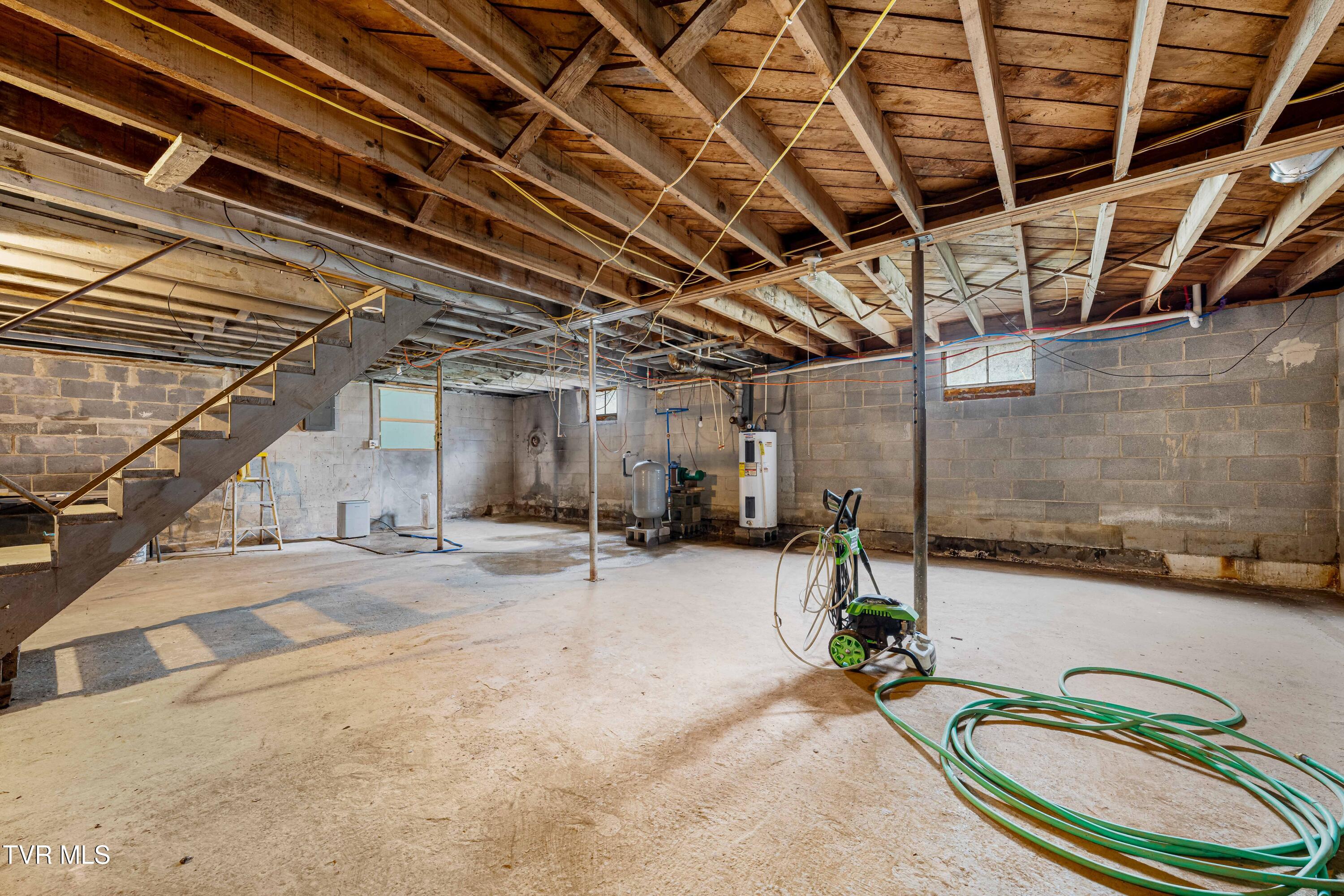 11080 421 South Highway, Trade, Tennessee image 36