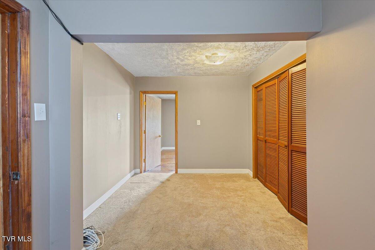 105 Meredith Drive, Elizabethton, Tennessee image 16