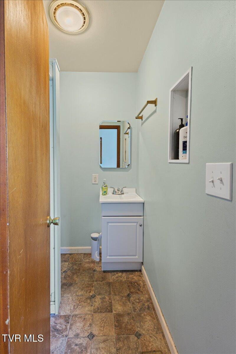 105 Meredith Drive, Elizabethton, Tennessee image 17