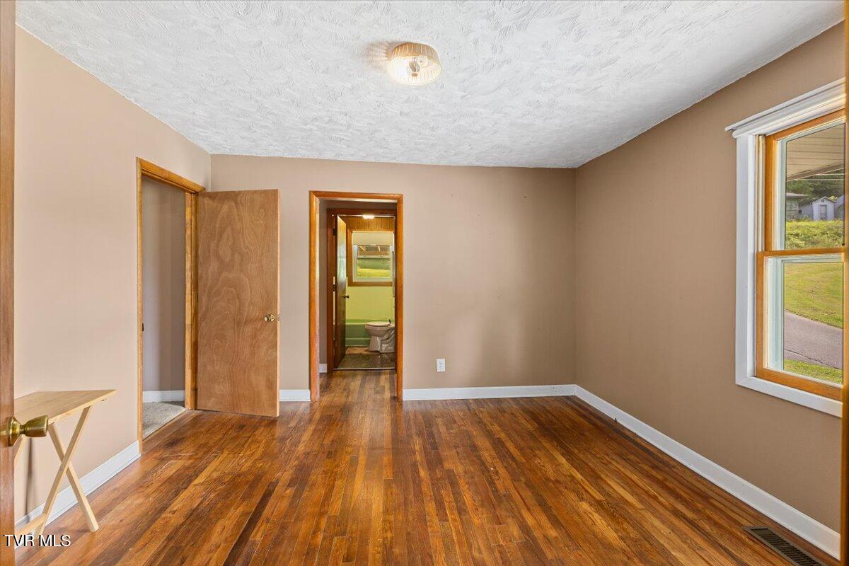 105 Meredith Drive, Elizabethton, Tennessee image 7