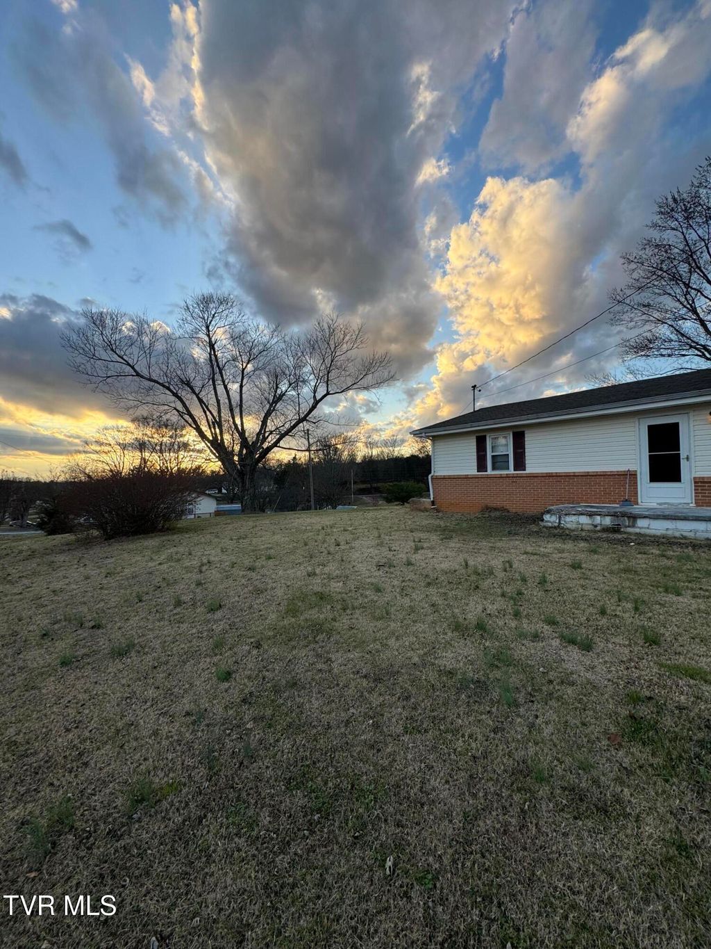 Photo of 6890 Newport Highway, Greeneville, TN 37743 (MLS # 9988834)