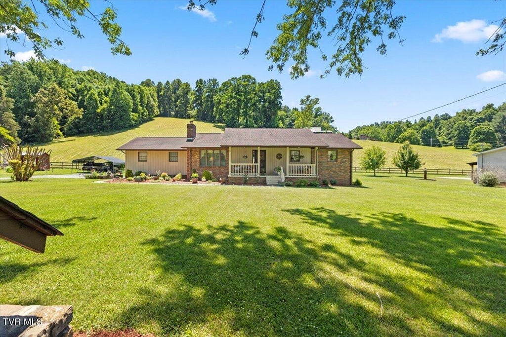 Photo of 1328 Gap Creek Road, Elizabethton, TN 37643 (MLS # 9997029)