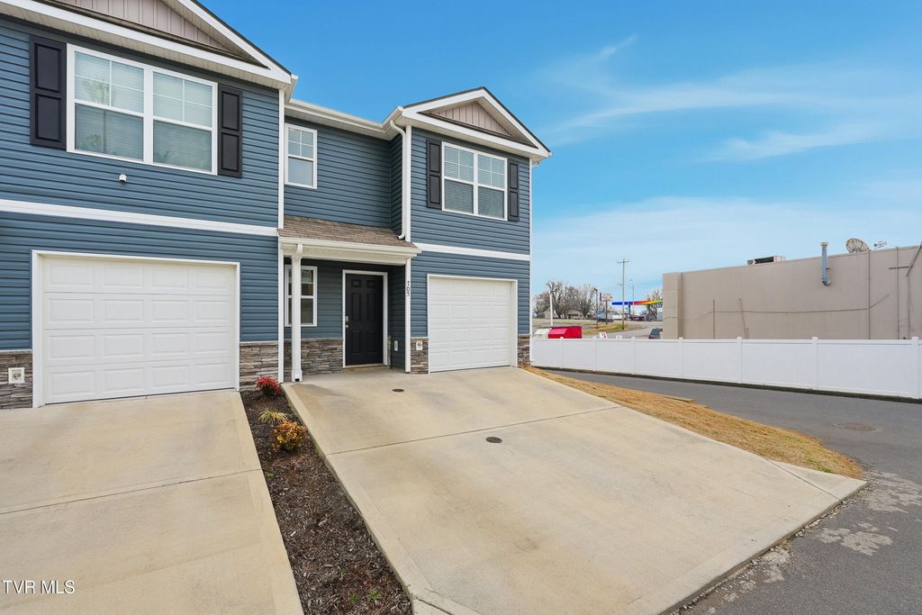 Photo of 705 Theobald Way, Kingsport, TN 37660 (MLS # 9989934)