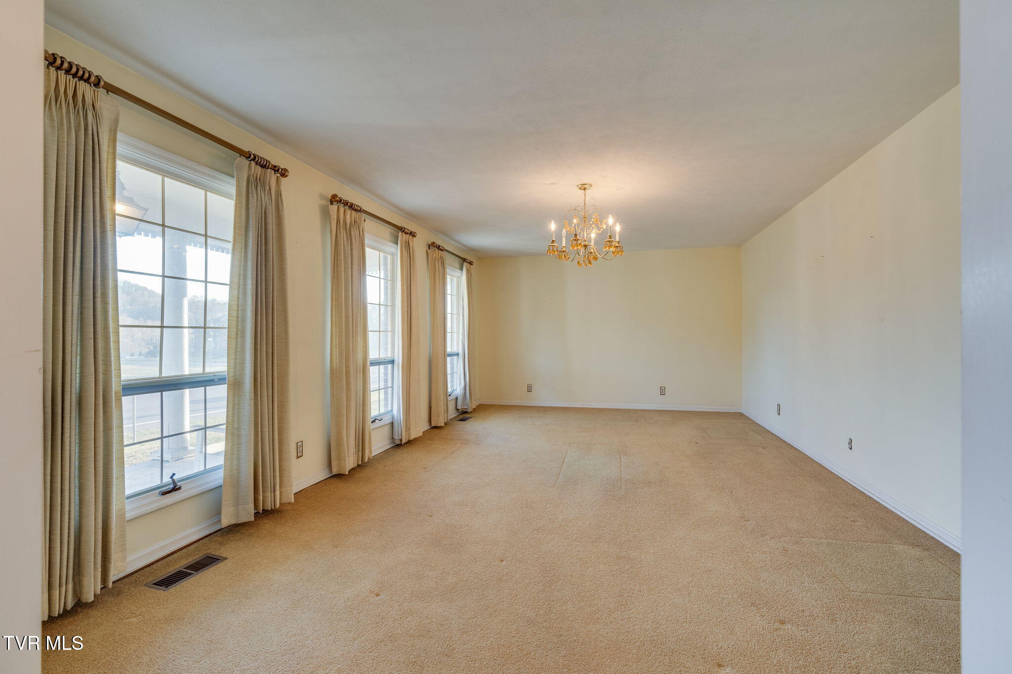 102 Russell Drive, Rogersville, Tennessee image 7