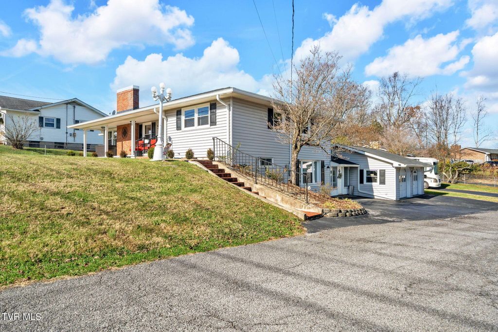 Photo of 1113 Jackson Boulevard, Jonesborough, TN 37659 (MLS # 9988742)