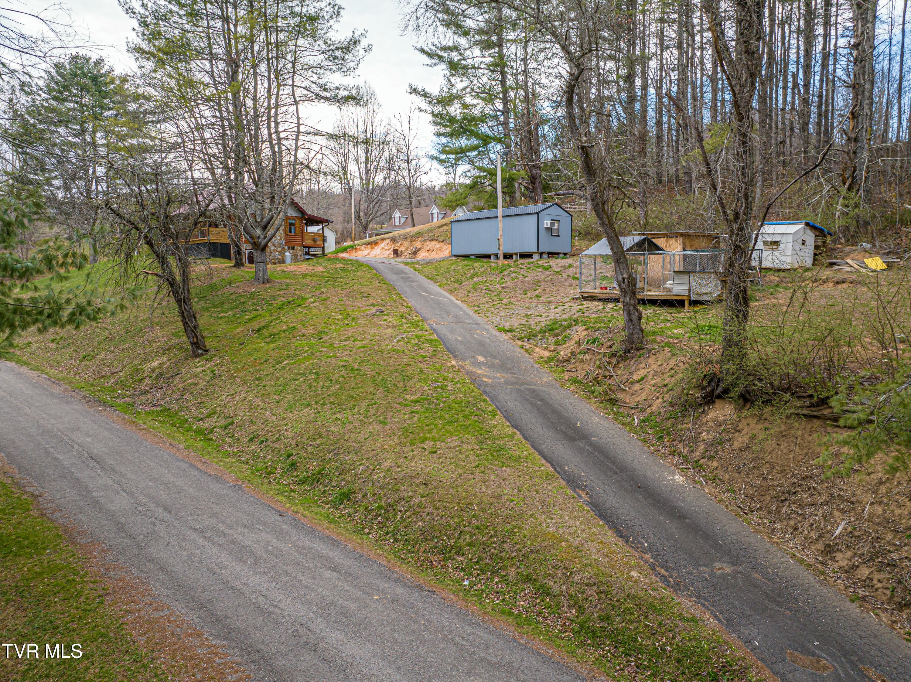 250 Beaver Walk Road, Mountain City, Tennessee image 8