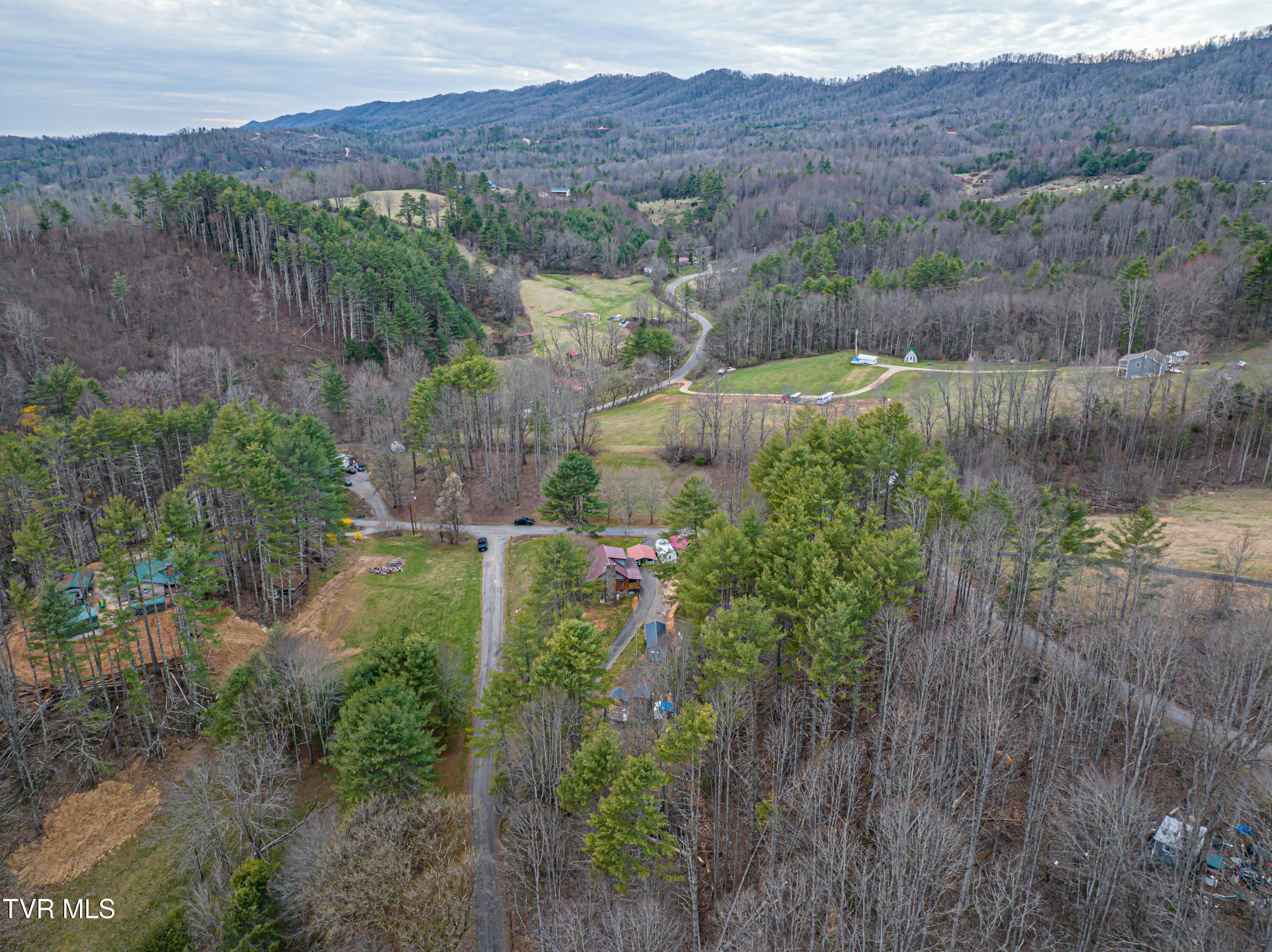 250 Beaver Walk Road, Mountain City, Tennessee image 46