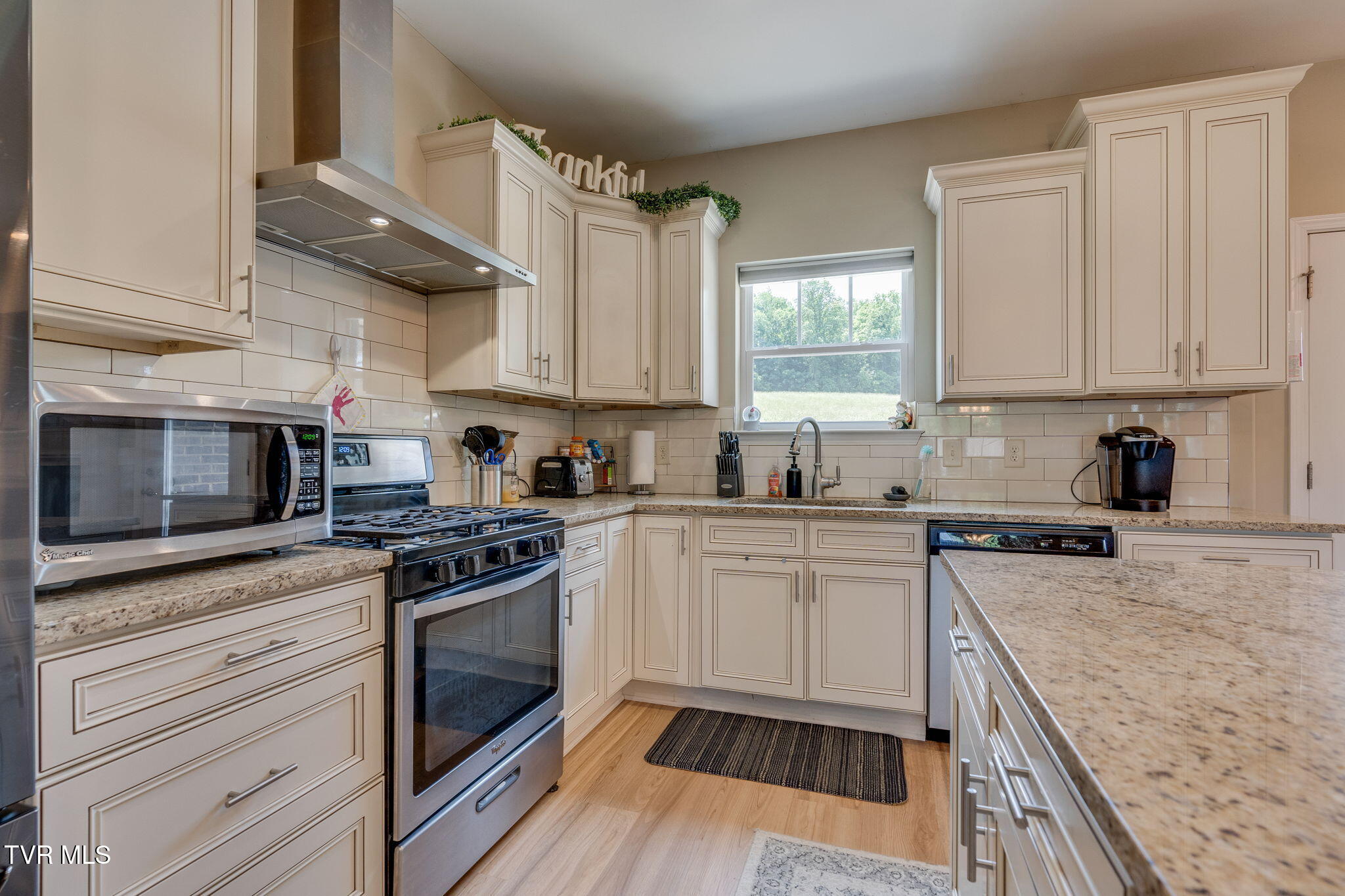 425 Gap Creek Road, Elizabethton, Tennessee image 11