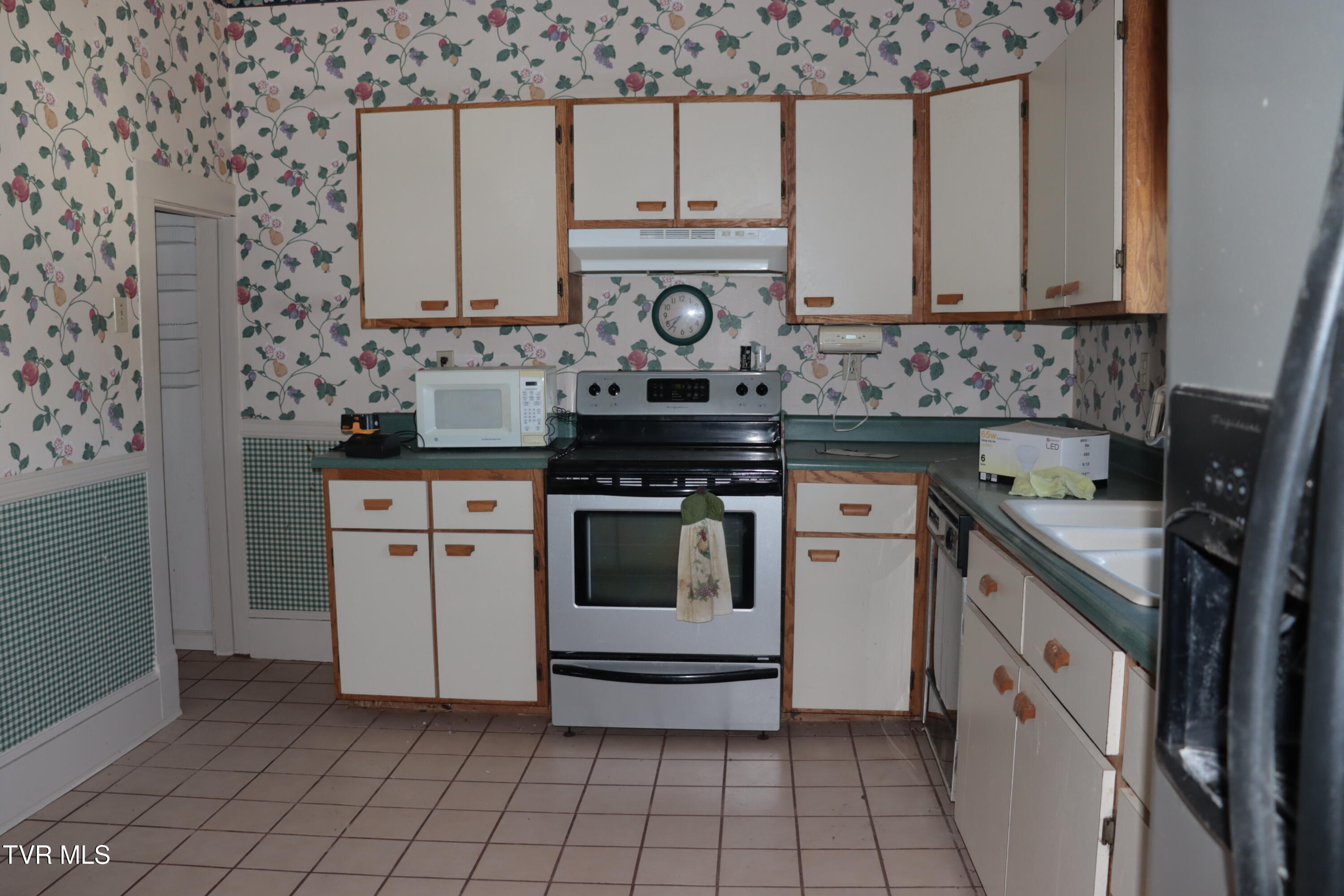 501 Lindsey Street, Bristol, Virginia image 35