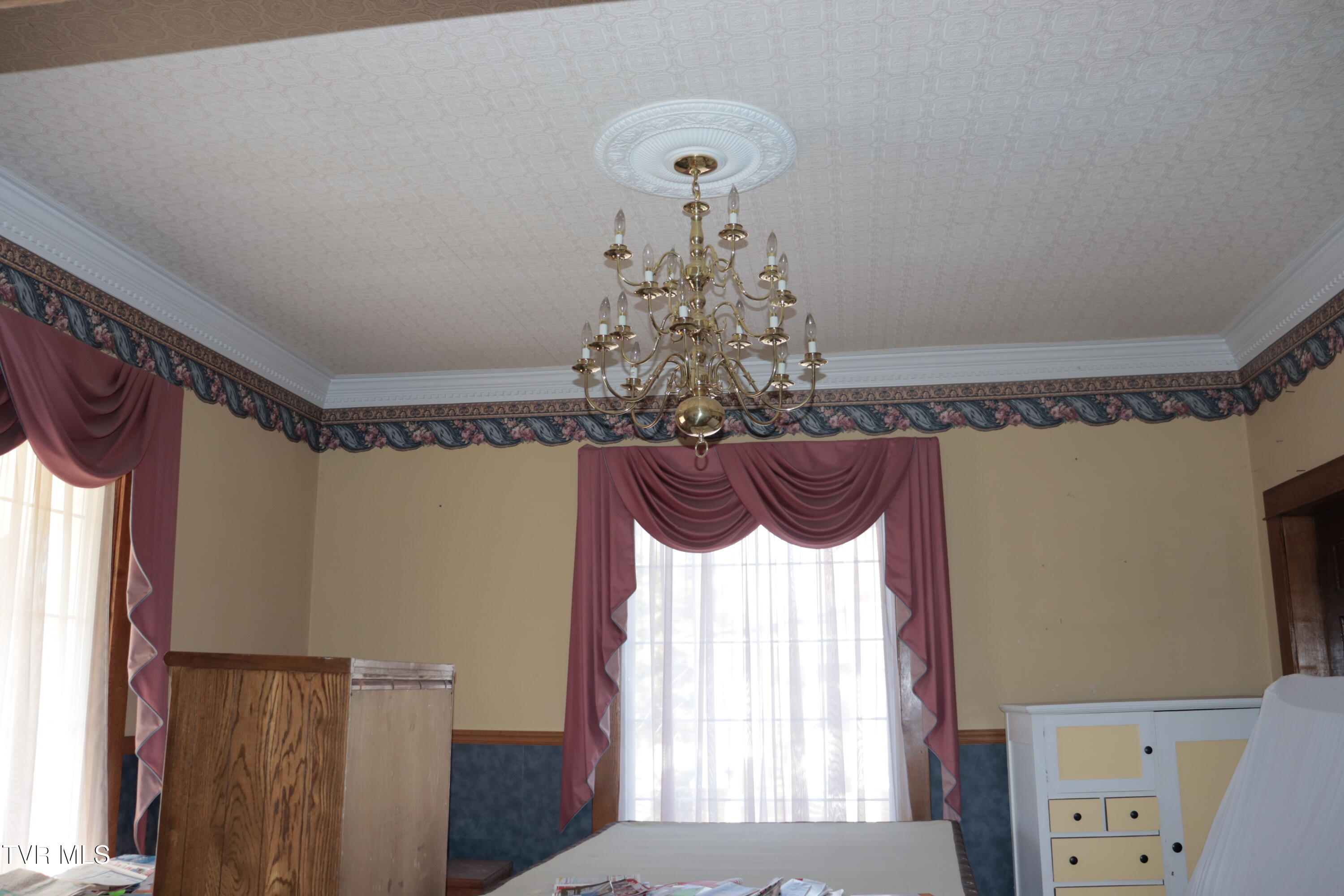 501 Lindsey Street, Bristol, Virginia image 28