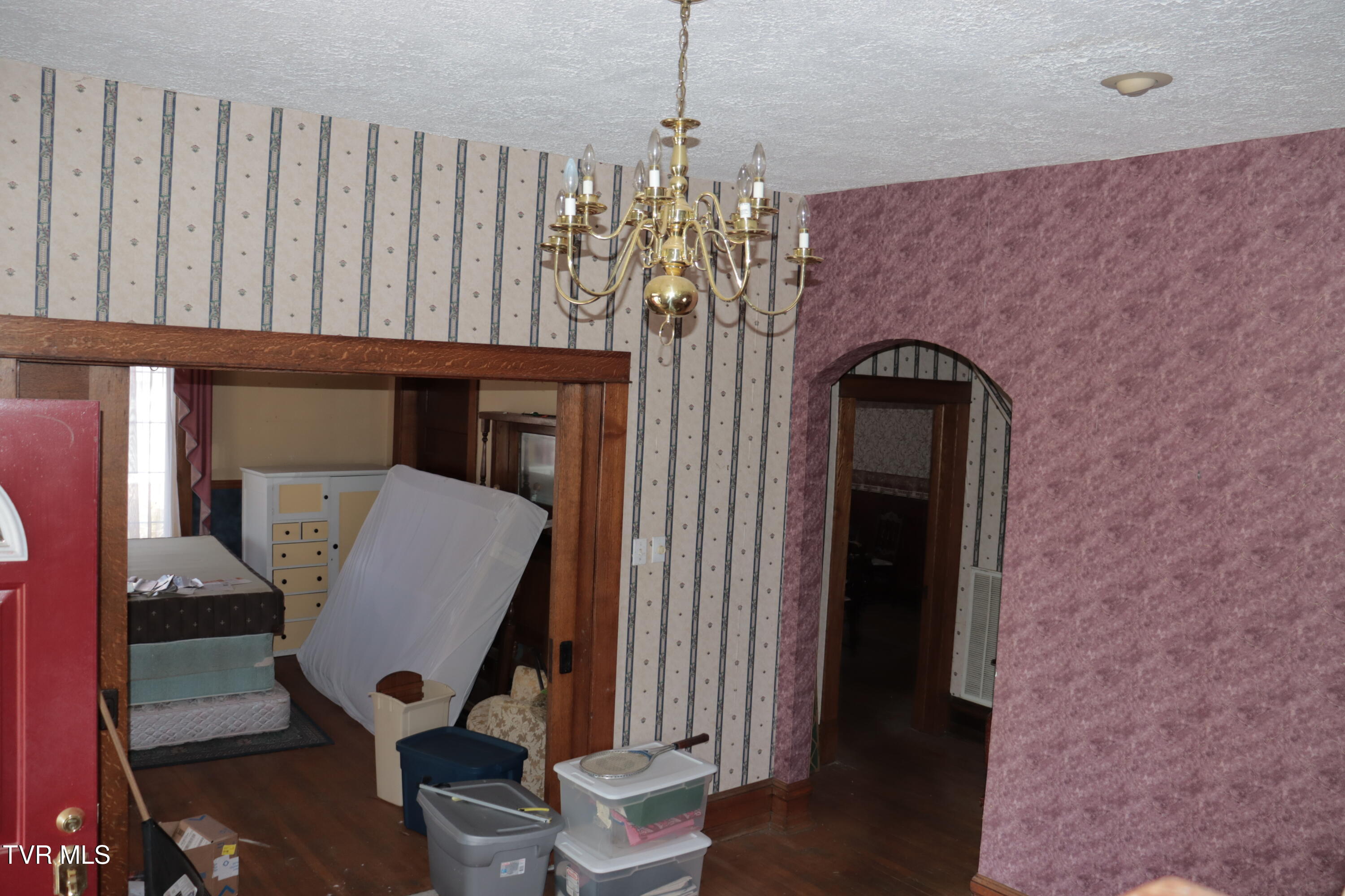501 Lindsey Street, Bristol, Virginia image 21