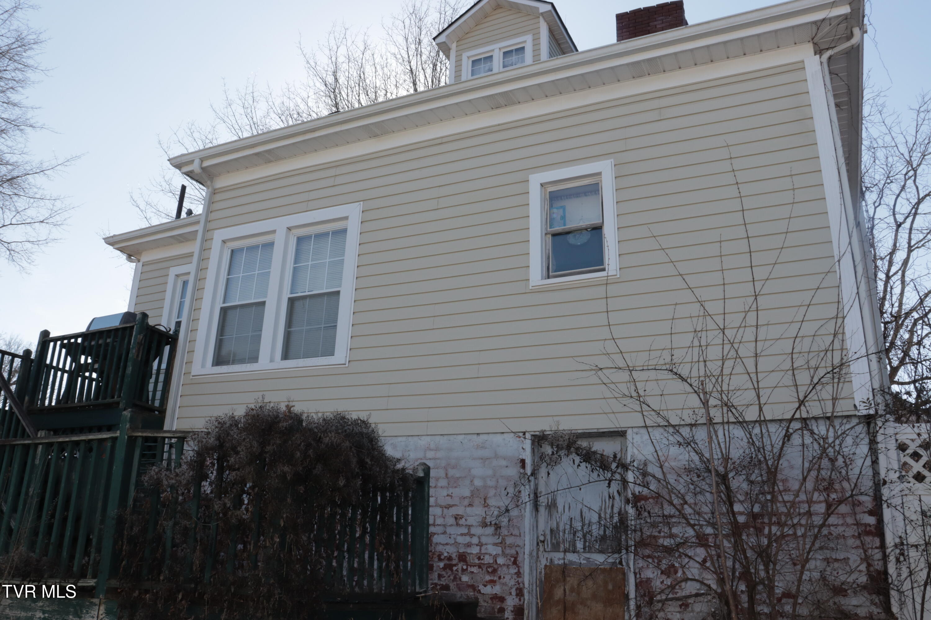 501 Lindsey Street, Bristol, Virginia image 11