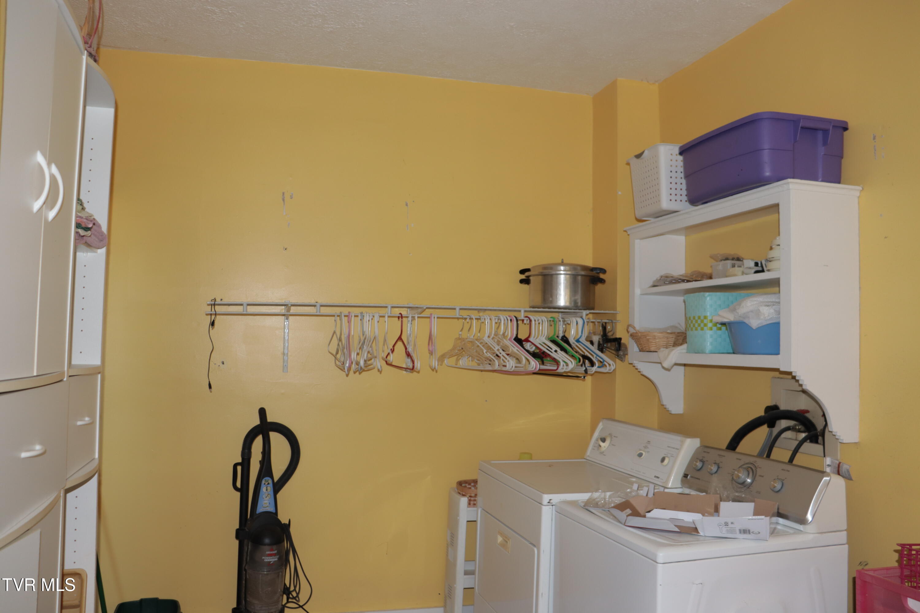 501 Lindsey Street, Bristol, Virginia image 44