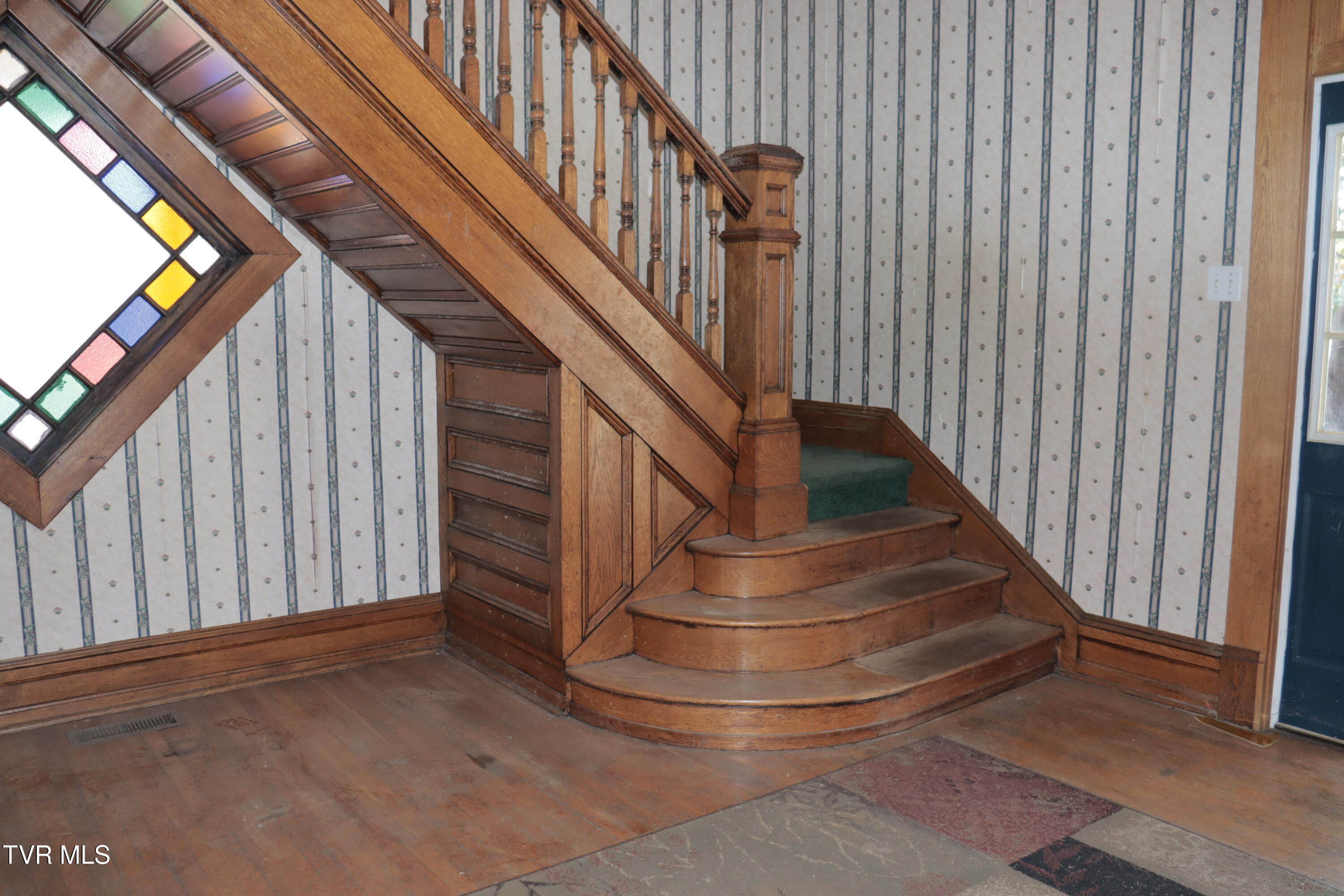 501 Lindsey Street, Bristol, Virginia image 16