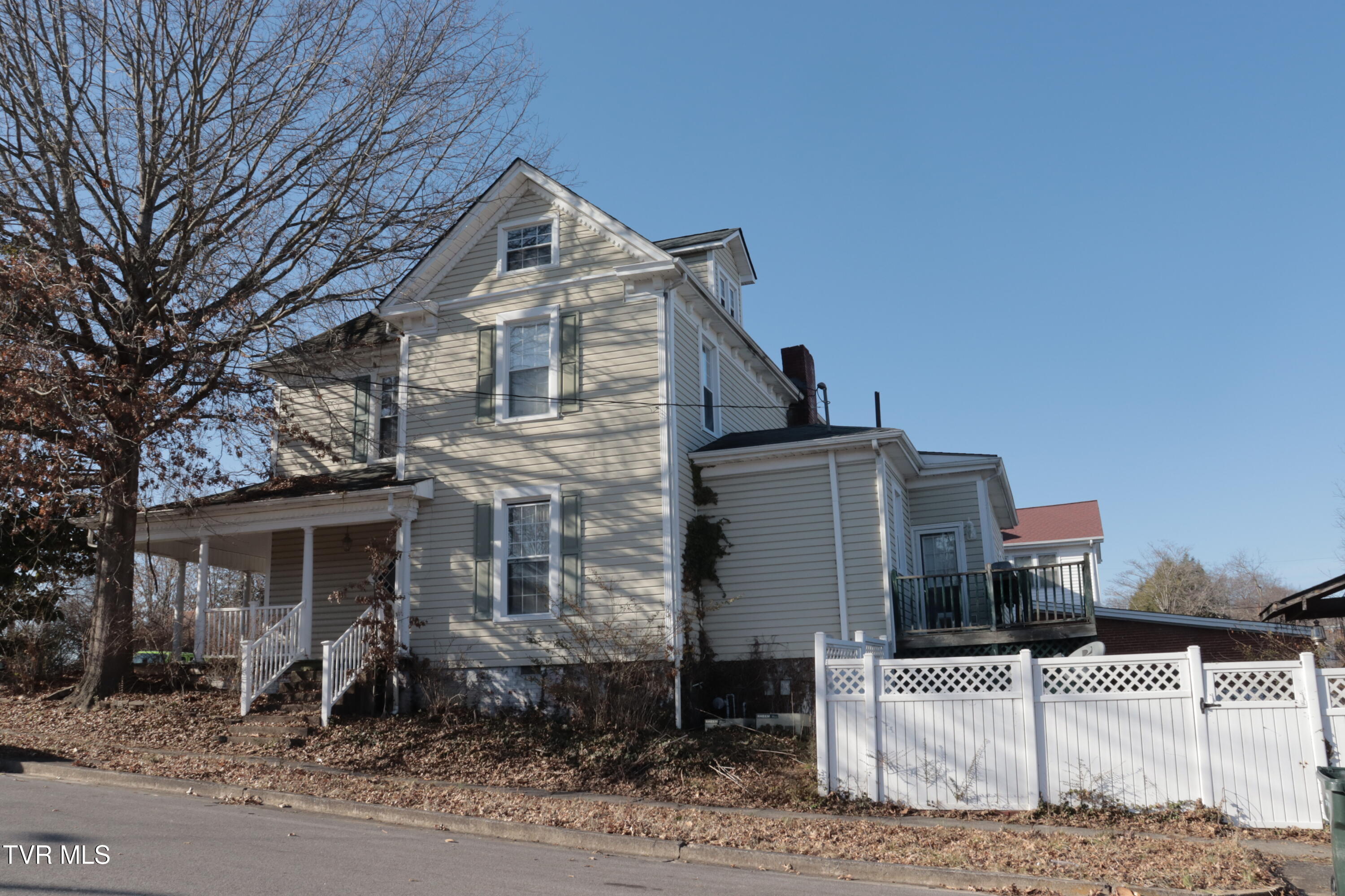 501 Lindsey Street, Bristol, Virginia image 8