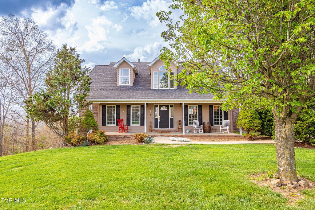 Photo of 512 Wood View Court, Kingsport, TN 37664 (MLS # 9991169)