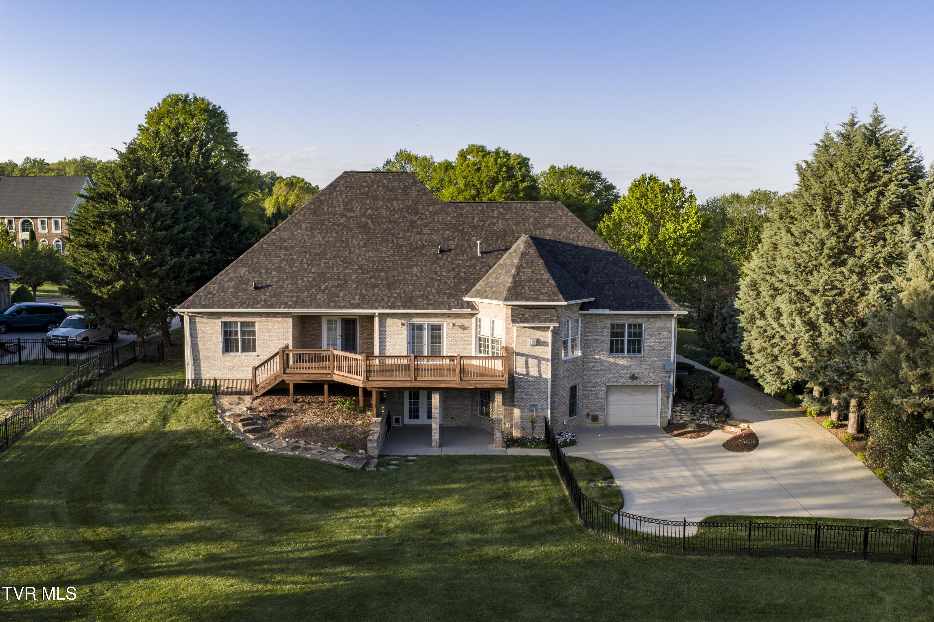105 Strawberry Field Drive