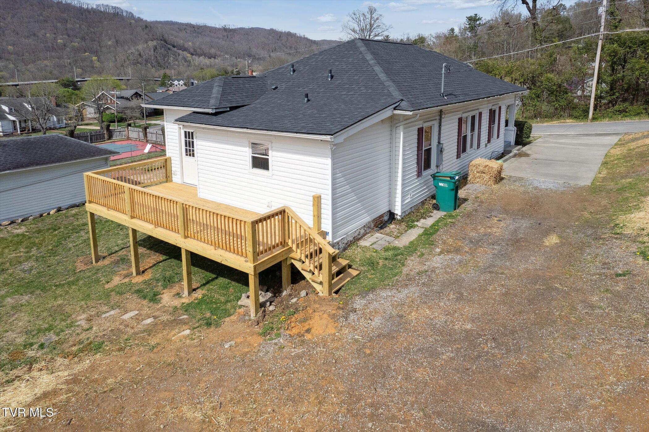 318 Boyd Street, Erwin, Tennessee image 32